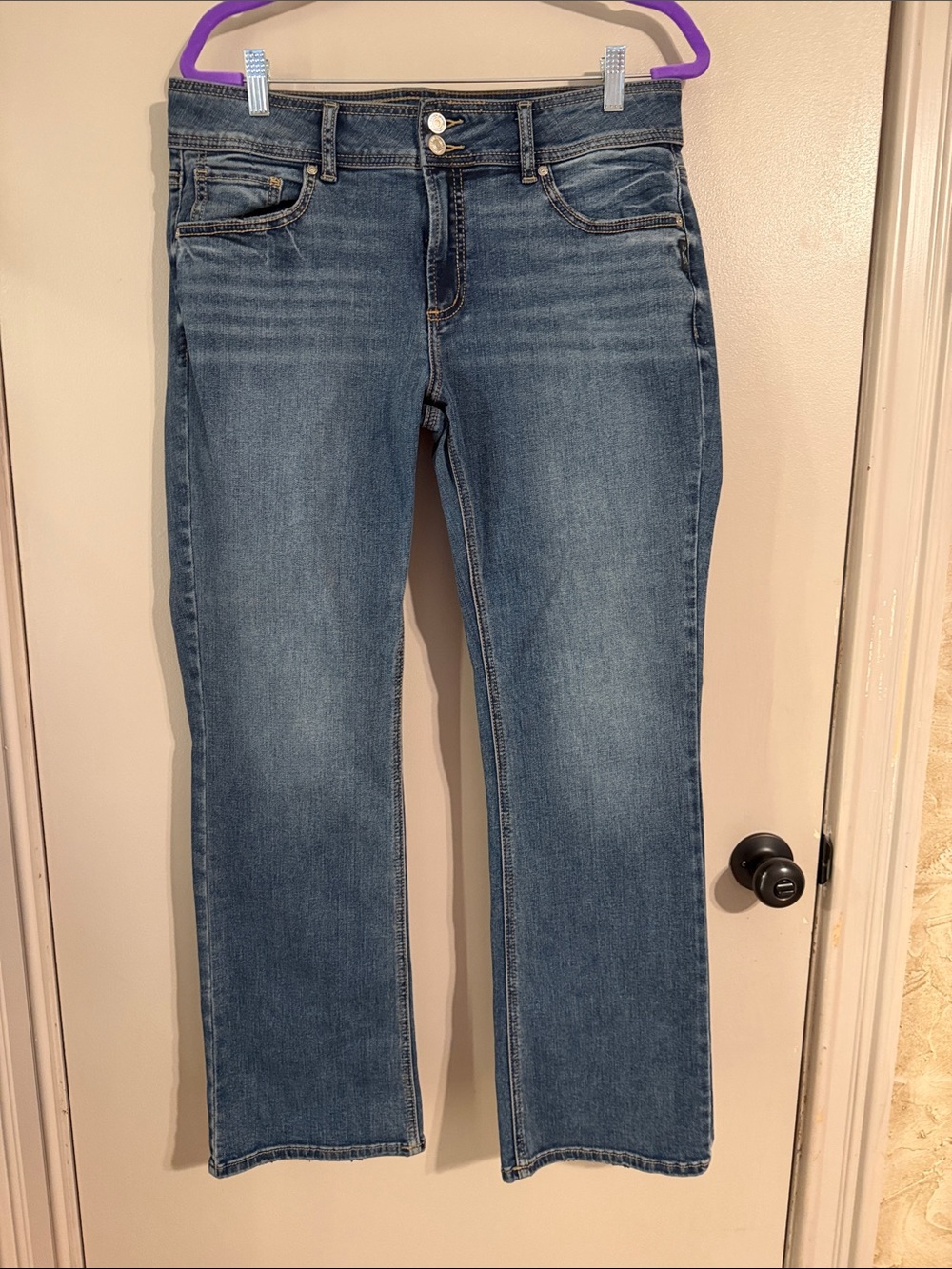 Silver Jeans Women’s Boot Cut Jeans - Medium Blue Wash